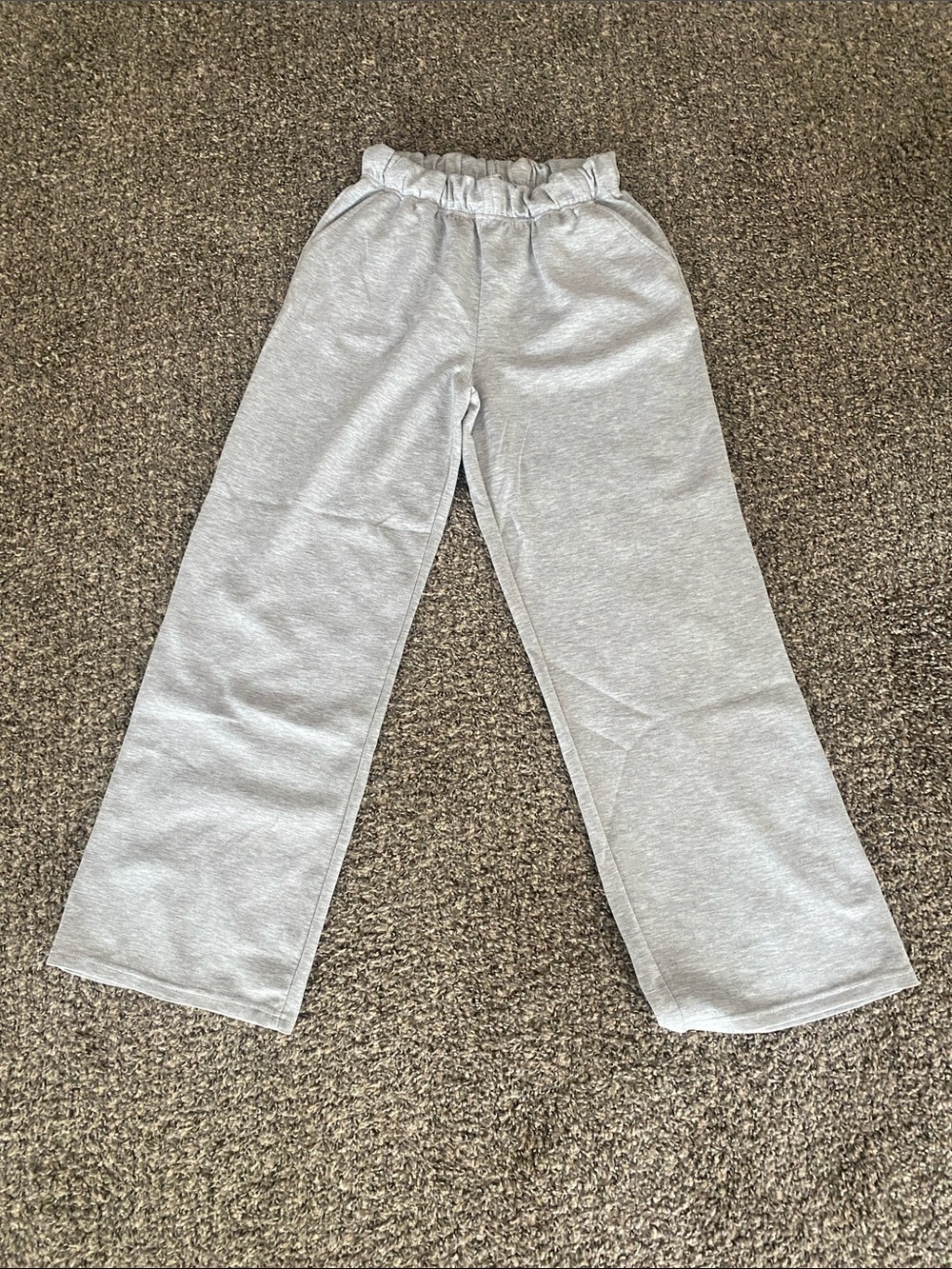 Amazon Women's Light Gray Straight Leg Elastic-Waist Pants